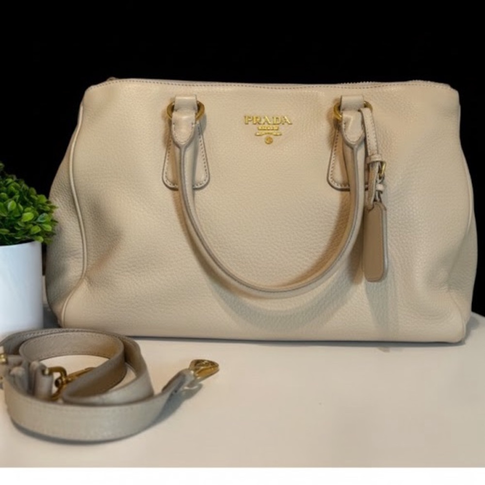 🌟 PRADA Lux Leather Satchel🌟 - Picture 3 of 16